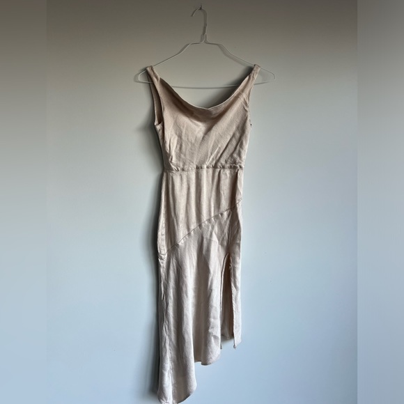 Bec + Bridge Gold Dress - Picture 3 of 6